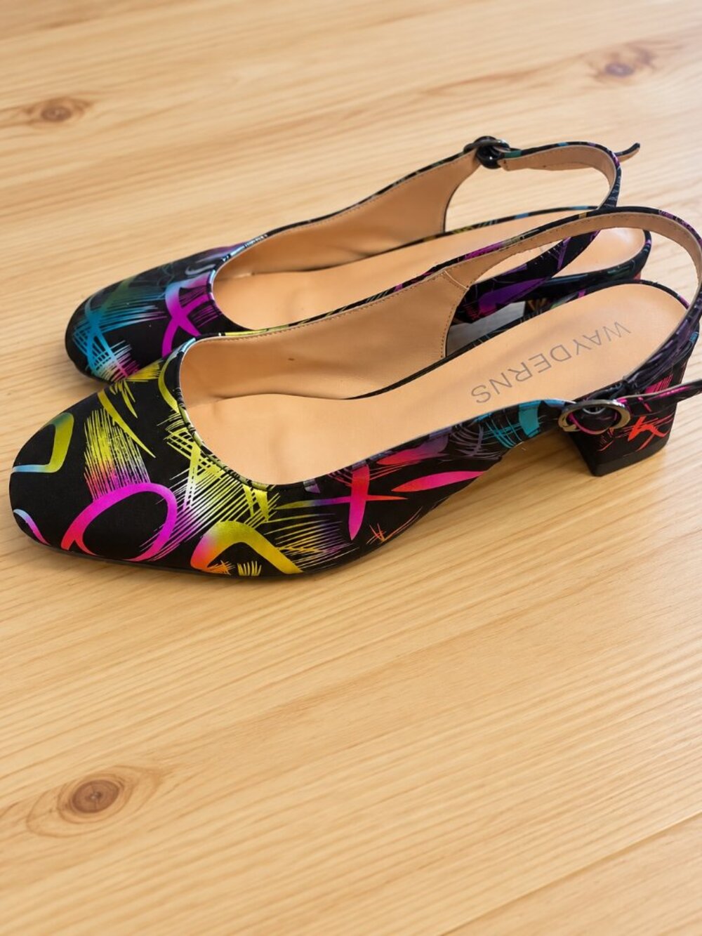 Slingbacks - Picture 2 of 3